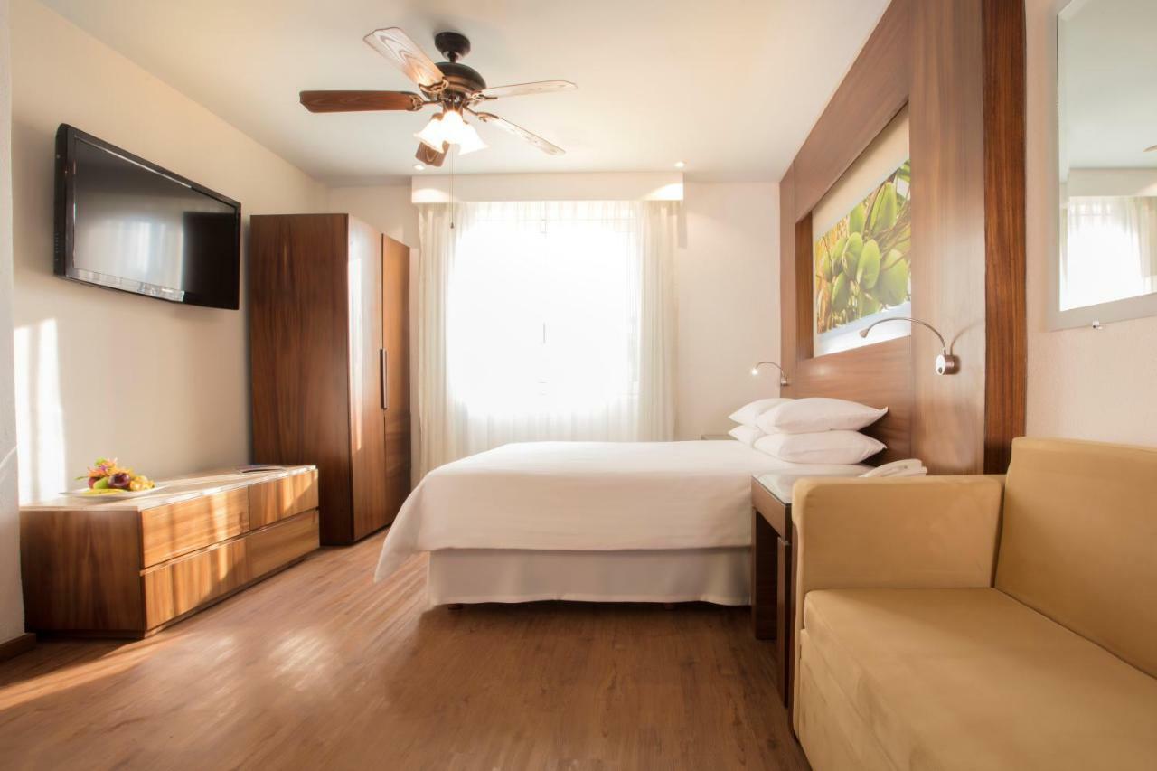Krystal Grand Nuevo Vallarta Exterior foto
