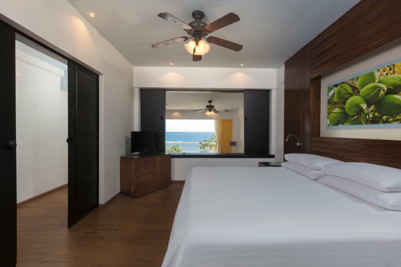 Krystal Grand Nuevo Vallarta Exterior foto
