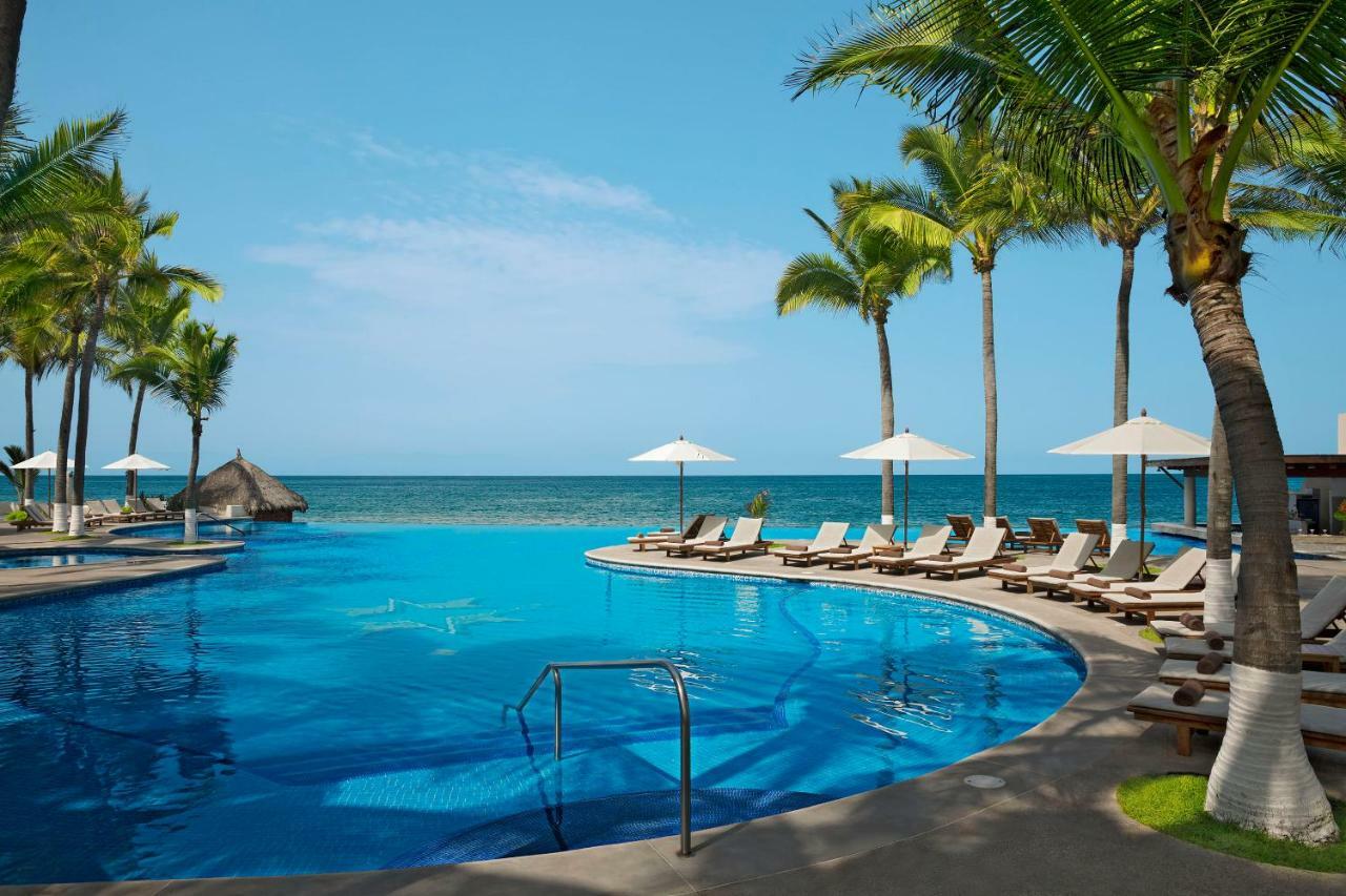 Krystal Grand Nuevo Vallarta Exterior foto