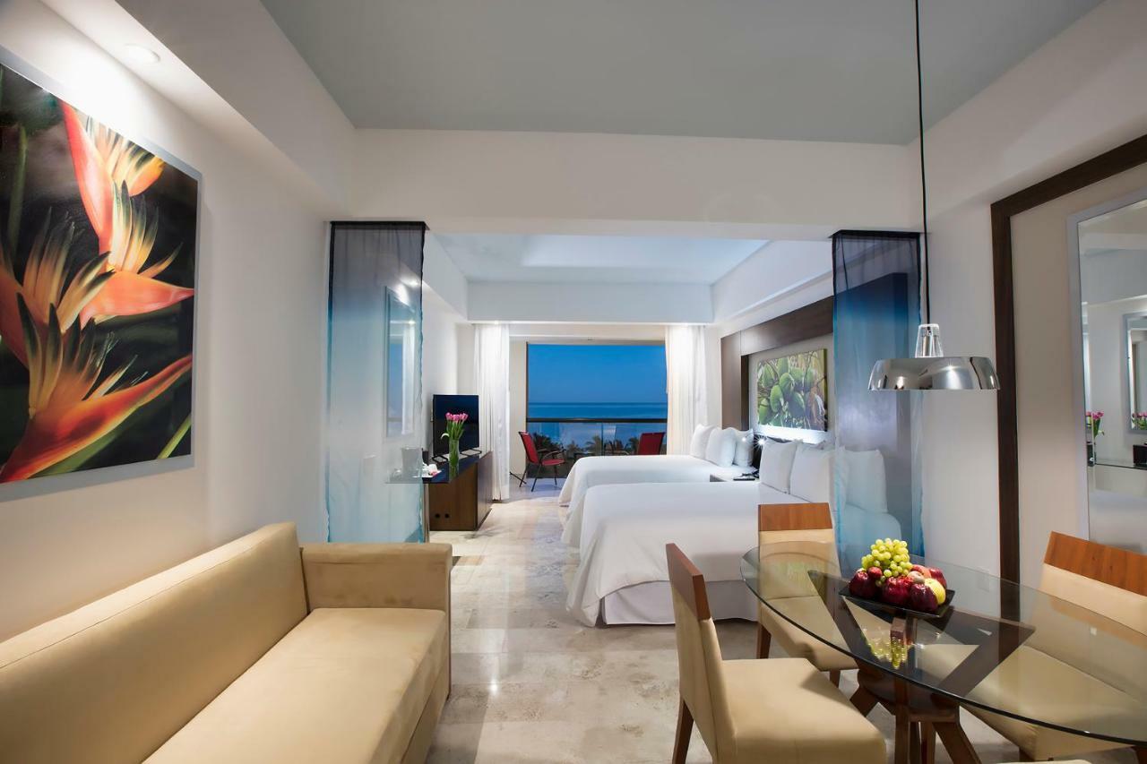 Krystal Grand Nuevo Vallarta Exterior foto